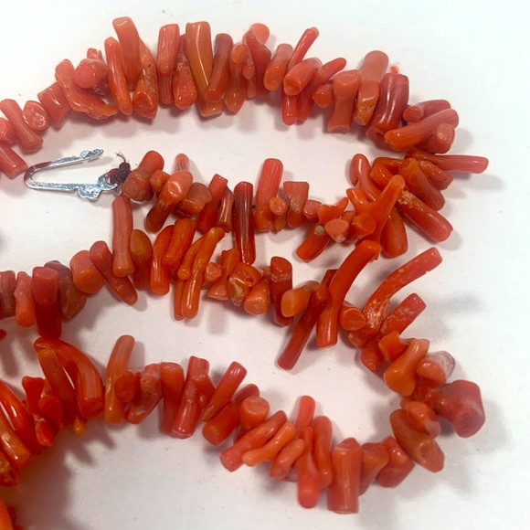 Vintage Branch Coral Necklace with 14k Clasp - Picture 7 of 7